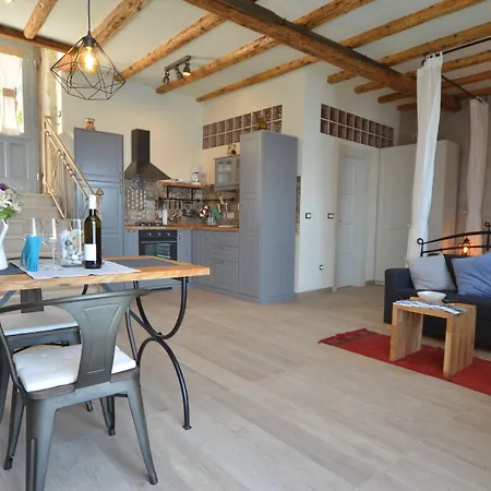 Arnolongo Sea View * Ρόβινι