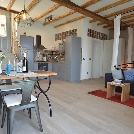 Apartman Arnolongo Sea View *