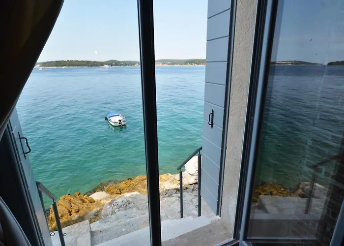 Arnolongo Sea View Ρόβινι