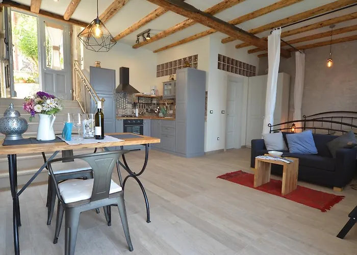 Διαμέρισμα Arnolongo Sea View *